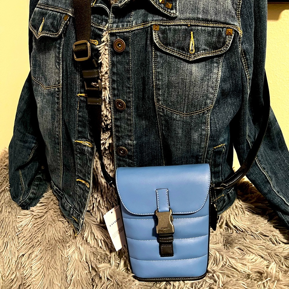 Track Small Flap Crossbody With Quilting Gunmetal/Charcoal